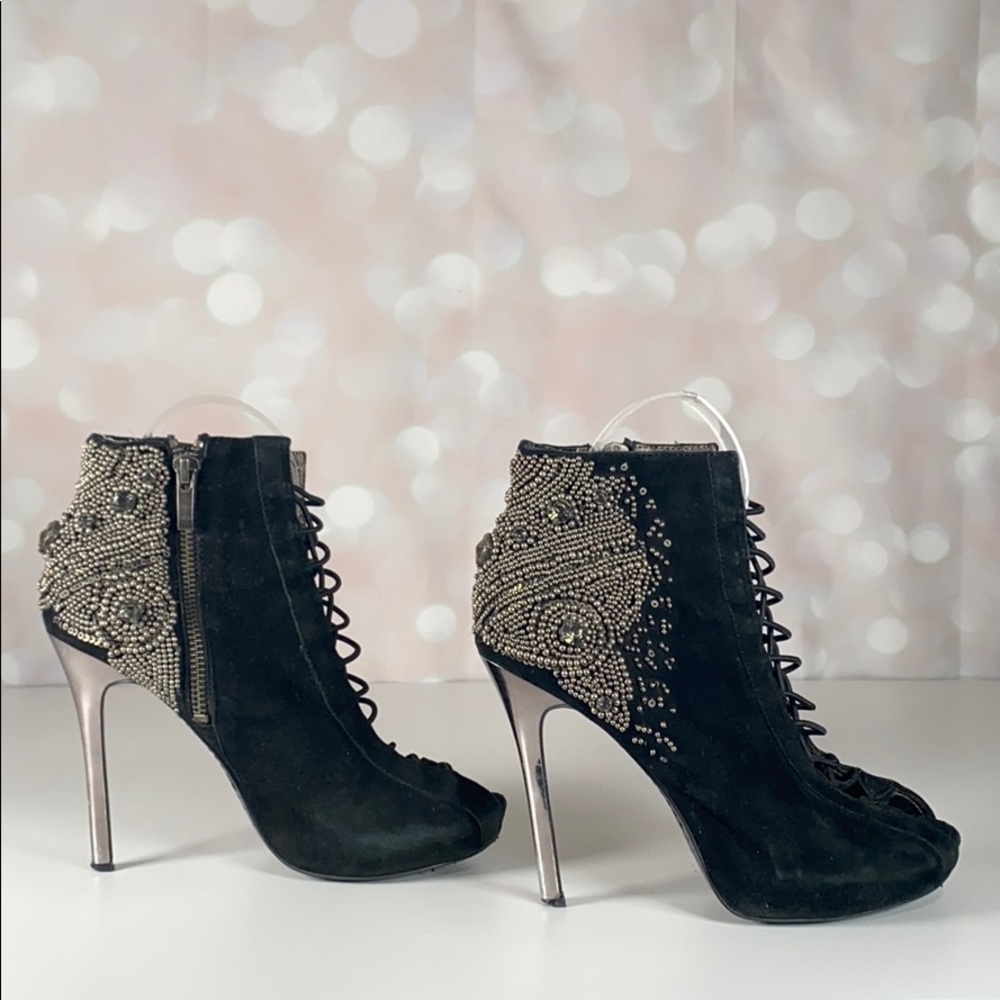 SAM EDELMAN “QUANTAM” Embellished Laced Suede Heel - Picture 9 of 16